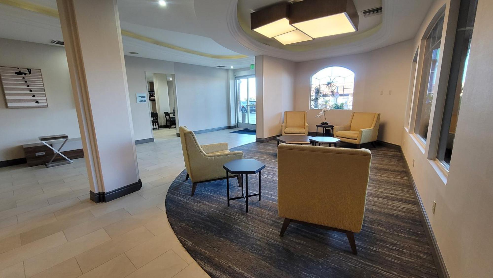 Holiday Inn Express San Diego South - Chula Vista By Ihg Экстерьер фото