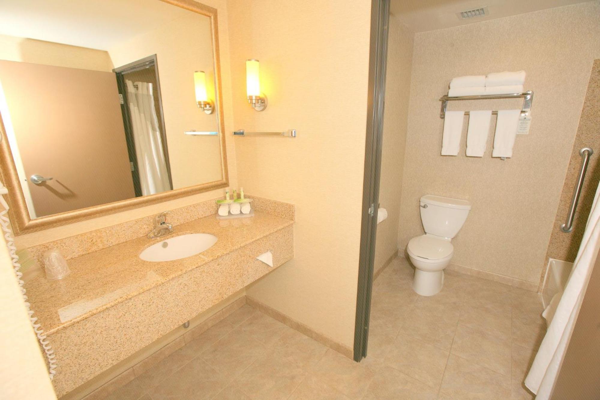 Holiday Inn Express San Diego South - Chula Vista By Ihg Экстерьер фото